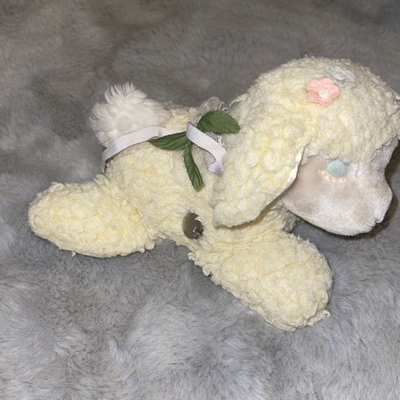 Vintage Eden Blue Eye Lamb Musical Wind Up Head Moves Mary Had a Little Lamb - Picture 1 of 7